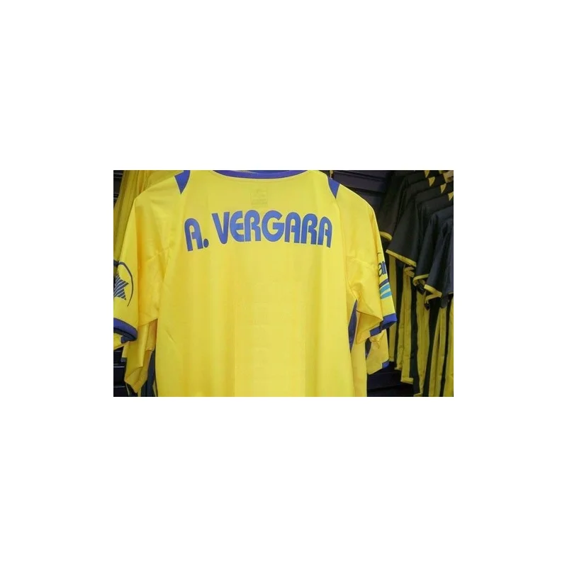 estampacion-nombre-en-camiseta
